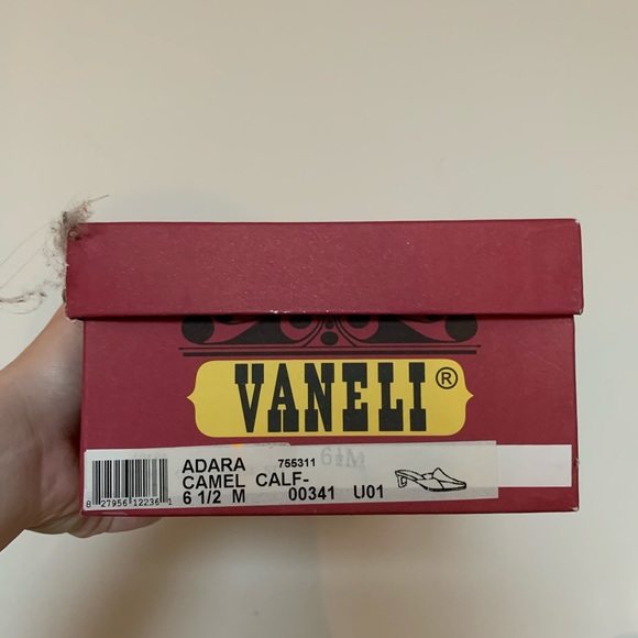 Vintage slip on Vaneli - Picture 4 of 4